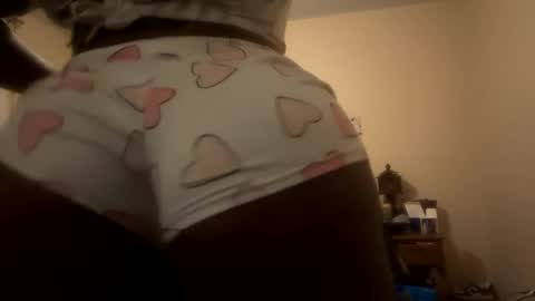 Snapshot of 000cloud9000 chatting on 12/28/24, 04:19 Cloud9 online show from 12/28/24, 04:19