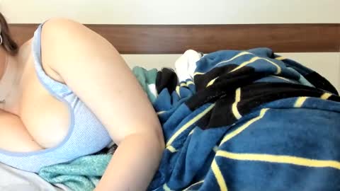 00ingrid00 online show from 02/22/25, 03:23