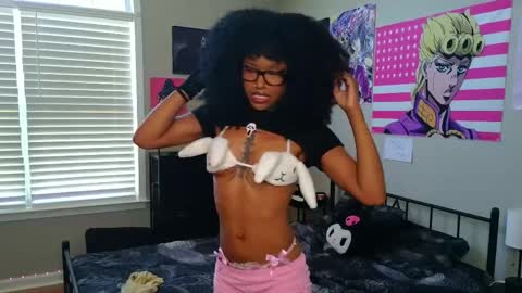 Snapshot of 00spookiebaddie00 chatting on 04/15/26, 06:04 Spookie Baddie online show from 04/15/26, 06:04