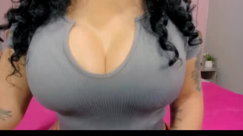 Valeria online show from 03/03/25, 11:44