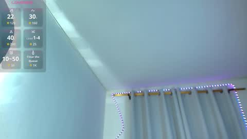 Dulce Maria online show from 10/04/25, 09:18