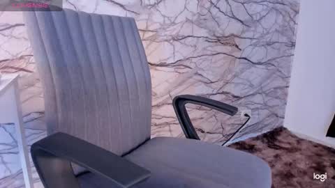 naty online show from 01/17/25, 10:01