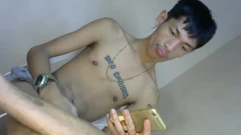 Snapshot of 0cir_asiansatisfy chatting on 12/17/24, 03:28 RICK online show from 12/17/24, 03:28