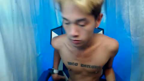 Snapshot of 0cir_asiansatisfy chatting on 11/25/25, 10:04 RICK online show from 11/25/25, 10:04