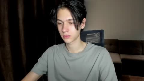 Snapshot of 0verlandd chatting on 07/12/26, 03:58 Adam online show from 07/12/26, 03:58