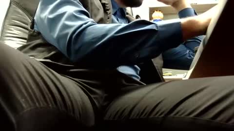 J10004246 online show from 02/06/25, 10:00