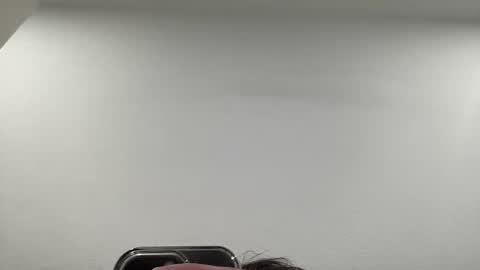 Snapshot of 10incheslong123 chatting on 01/29/25, 02:09 10incheslong123 online show from 01/29/25, 02:09