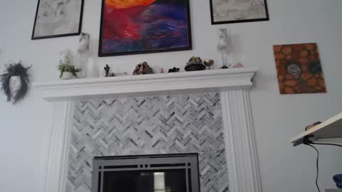 Aurora Willows online show from 02/16/26, 03:41