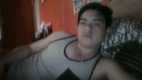 Snapshot of 12agus98 chatting on 01/05/25, 03:23 12agus98 online show from 01/05/25, 03:23