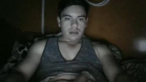 Snapshot of 12agus98 chatting on 02/20/25, 09:33 12agus98 online show from 02/20/25, 09:33