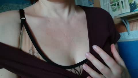 12ennie online show from 03/31/26, 06:47