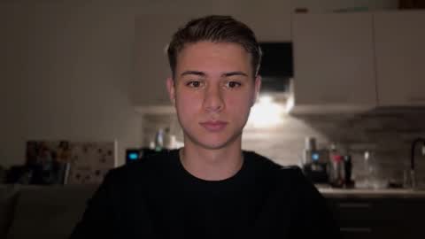 Lance online show from 10/24/25, 04:25