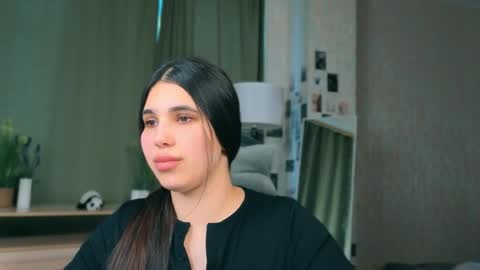 Jessica online show from 04/19/26, 04:23