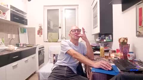 1973man online show from 12/13/25, 07:53