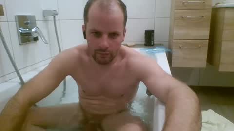 Snapshot of 19berni91 chatting on 02/26/25, 06:54 berni online show from 02/26/25, 06:54