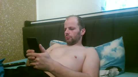 Snapshot of 19berni91 chatting on 03/09/25, 06:17 berni online show from 03/09/25, 06:17