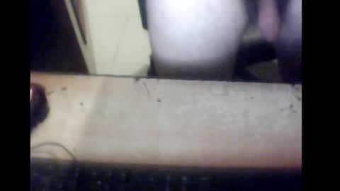 19feetlover903 online show from 12/01/25, 06:46