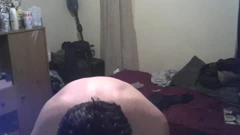 Snapshot of 19johnnyblunt91 chatting on 05/19/26, 03:02 19johnnyblunt91 online show from 05/19/26, 03:02