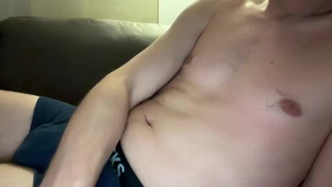 Snapshot of 19shorty19 chatting on 03/07/25, 10:21 19shorty19 online show from 03/07/25, 10:21