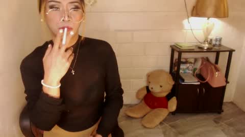 angel online show from 02/11/25, 05:40