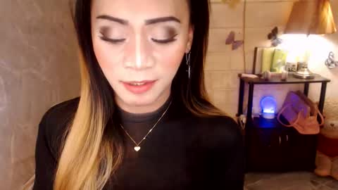 angel online show from 09/12/25, 07:58