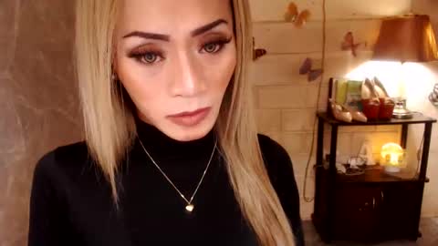 angel online show from 03/18/26, 12:25