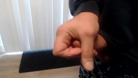 i erupt if you suck ur nipples 4 me and look at the camera while watching me online show from 01/05/26, 07:28