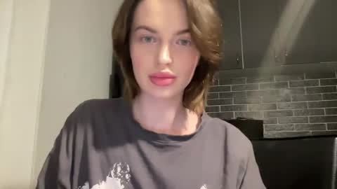 Snapshot of 1dove chatting on 03/12/25, 04:56 DOVE online show from 03/12/25, 04:56