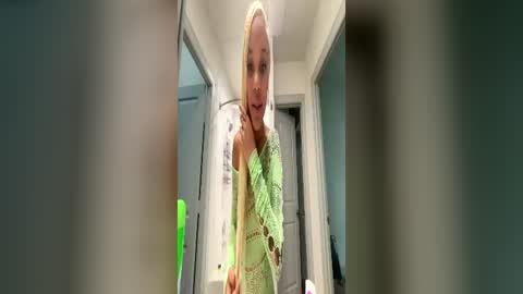 1lexibae online show from 07/07/26, 10:47
