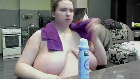 Snapshot of 1lindsey1 chatting on 03/03/25, 04:46 1LINDSEY1 online show from 03/03/25, 04:46