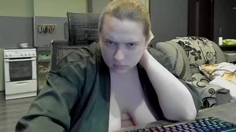 Snapshot of 1lindsey1 chatting on 03/04/25, 09:22 1LINDSEY1 online show from 03/04/25, 09:22