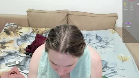 1LINDSEY1 online show from 06/01/26, 10:50