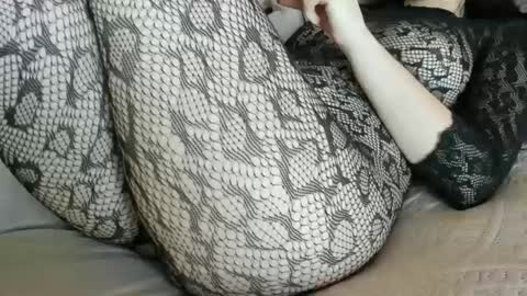 Snapshot of 1lovely1 chatting on 01/18/25, 07:04 Onna online show from 01/18/25, 07:04