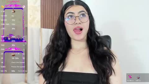 Snapshot of 1m_emily chatting on 12/03/24, 01:08 . online show from 12/03/24, 01:08