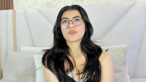 Snapshot of 1m_emily chatting on 12/10/24, 10:26 . online show from 12/10/24, 10:26