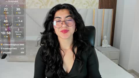 Snapshot of 1m_emily chatting on 01/19/25, 05:48 . online show from 01/19/25, 05:48