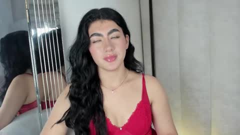 Snapshot of 1m_emily chatting on 10/15/25, 09:37 . online show from 10/15/25, 09:37