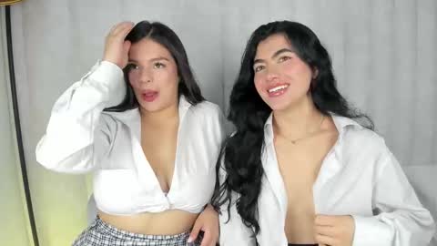 Snapshot of 1m_emily chatting on 11/14/25, 10:18 . online show from 11/14/25, 10:18