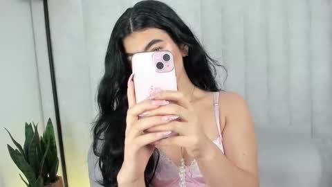 Snapshot of 1m_emily chatting on 11/25/25, 10:54 . online show from 11/25/25, 10:54