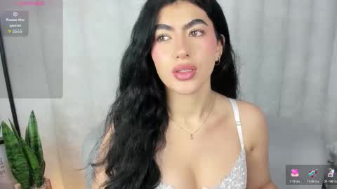 Snapshot of 1m_emily chatting on 11/27/25, 07:16 . online show from 11/27/25, 07:16