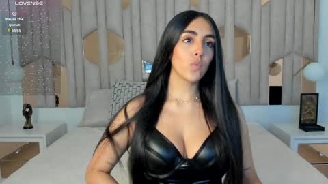 Snapshot of 1m_valery chatting on 12/02/24, 12:40 Valery online show from 12/02/24, 12:40