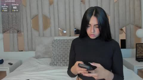 Snapshot of 1m_valery chatting on 12/12/24, 07:15 Valery online show from 12/12/24, 07:15