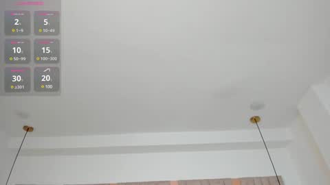 Snapshot of 1m_valery chatting on 01/08/25, 04:54 Valery online show from 01/08/25, 04:54