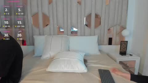 Snapshot of 1m_valery chatting on 02/19/25, 04:11 Valery online show from 02/19/25, 04:11