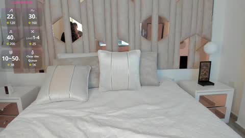 Snapshot of 1m_valery chatting on 03/08/25, 04:06 Valery online show from 03/08/25, 04:06