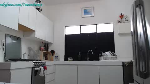 Snapshot of 1manshow11 chatting on 12/10/24, 06:28 1manshow11 online show from 12/10/24, 06:28