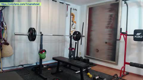 Snapshot of 1manshow11 chatting on 01/12/26, 09:20 1manshow11 online show from 01/12/26, 09:20