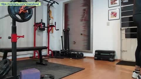 Snapshot of 1manshow11 chatting on 03/04/26, 10:21 1manshow11 online show from 03/04/26, 10:21