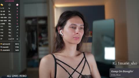 Marie online show from 10/09/25, 06:06