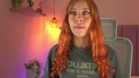 Snapshot of 1maxine chatting on 02/01/26, 11:53 Anya online show from 02/01/26, 11:53